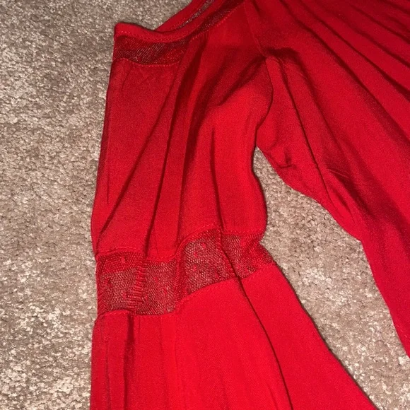 Other Follow Top - Picture 6 of 6